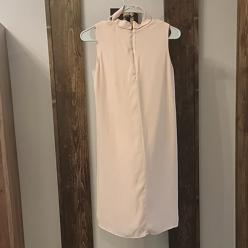 Womens sleevless Banana Republic dress - Picture 5 of 5